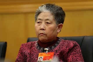 老干妈，出山救子，又赚翻了：2024年营收逼近54亿元，几乎追平历史峰值