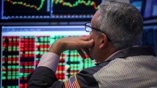 尾盘：美股涨跌不一 道指小幅上扬