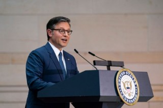 美国众议长约翰逊称反对将临时拨款法案延长至12月