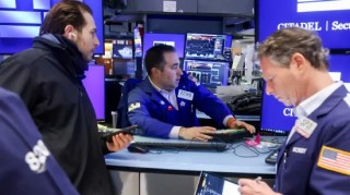 午盘：联储即将公布利率决定 美股维持跌势