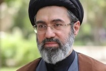 英媒宣称：伊朗最高领袖病重昏迷，已无法参与国家决策