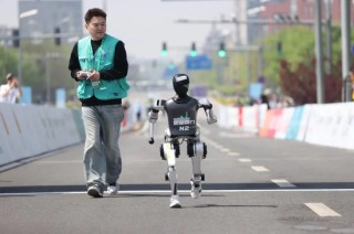 松延动力将上春晚，“形式非常新颖，跟之前的都不一样”