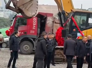 曝孙宏斌现身重庆，融创“重庆湾”超级项目动工，明年初推货