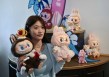 95后基金经理押中泡泡玛特，只会买白酒的张坤们老了？|棱镜