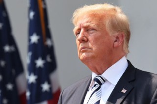 外盘头条：4月2日对等关税生效 英特尔新CEO计划全面改革 特朗普施压伊朗停止支持胡塞武装 黄仁勋演讲在即