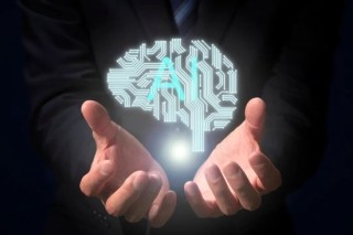 王兴不想再当“老登”了