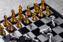 经济史学家戈登对话北大教授刘俏：关税只是牌桌上的“筹码”