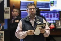 尾盘：比特币与科技股引领美股反弹