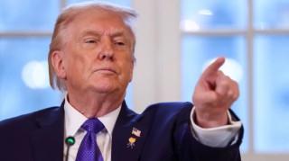 特朗普将与国家安全团队会面 商讨对伊应对方案