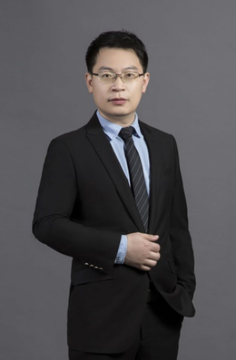 华商基金王毅文：以产业视角穿越周期 代表作业绩近3年同类前十  第1张