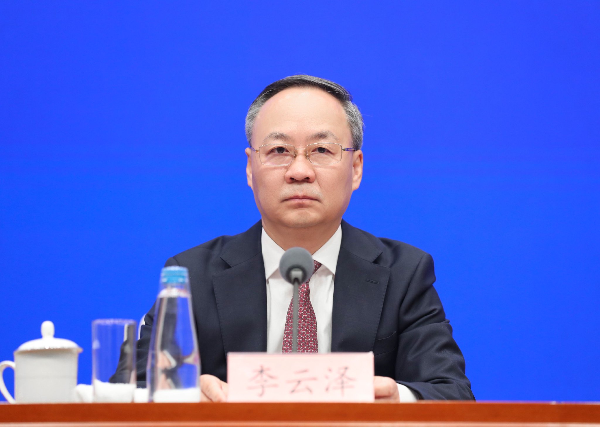 全文|国新办举行新闻发布会 介绍“一揽子金融政策支持稳市场稳预期”有关情况  第3张