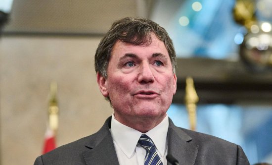 加拿大总理公布新一届经济团队名单 财政部长留任而资源部长换帅  第4张