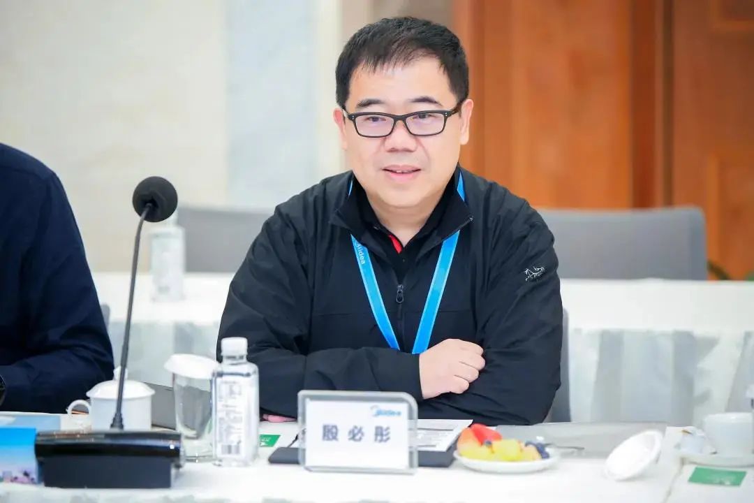美的老将殷必彤入职海信：合作的润滑剂or空调大战“无间道”  第1张