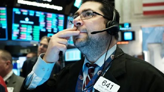 盘前：纳指期货跌2% 特朗普威胁对欧盟征收50%关祱  第2张