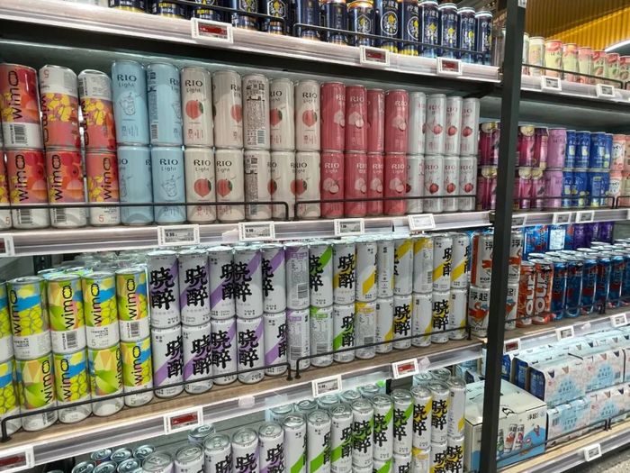 年轻人化身“酒零后”，狂饮与微醺进行时代交接  第3张