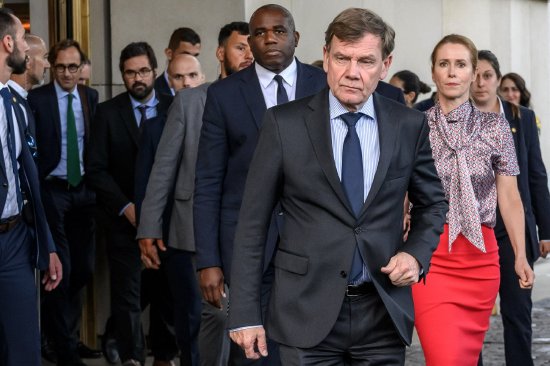 特朗普对是否打击伊朗发出的信号含混不一  第1张