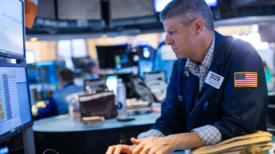 午盘:道指上涨近500点 纳指与标普指数创新高 第1张 午盘:道指上涨近500点 纳指与标普指数创新高 第1张