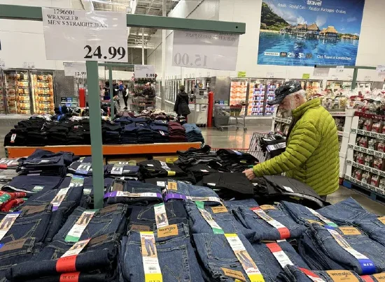 露露乐蒙起诉开市客销售“高度相似”服装产品  第1张