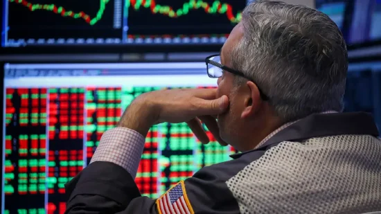 尾盘：美股涨跌不一 道指小幅上扬  第1张