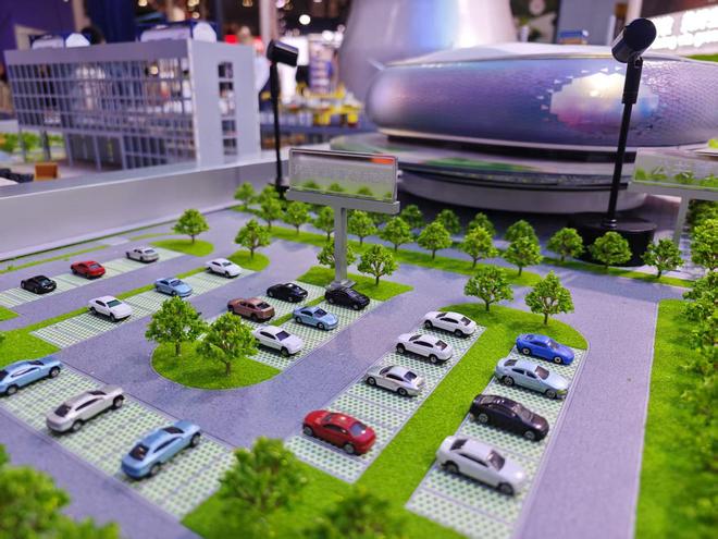 从新能源汽车、储能到半导体封装，进博会成海外新材料巨头创新试验场 | 共享大市场  第2张