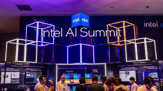 全球AI领袖齐聚首尔 聚焦自主智能体与产业化应用  第1张