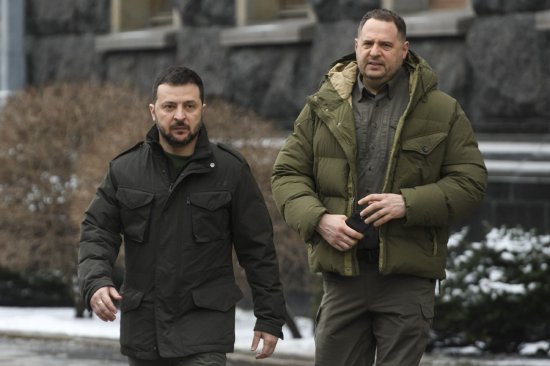 卷入腐败案的泽连斯基高级幕僚辞职 关键时刻乌克兰失去首席谈判代表  第1张