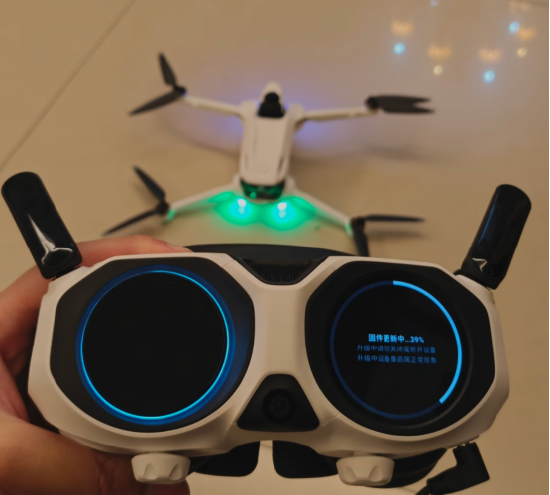 影翎A1陷销量争议舆论漩涡，影石深夜澄清3000万数据，网友质疑定价与“大疆叙事”（公开信全文）  第1张