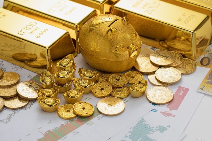 当金价冲破历史之巅：“黄金+”如何成为个人投资的“理性之锚”  第3张