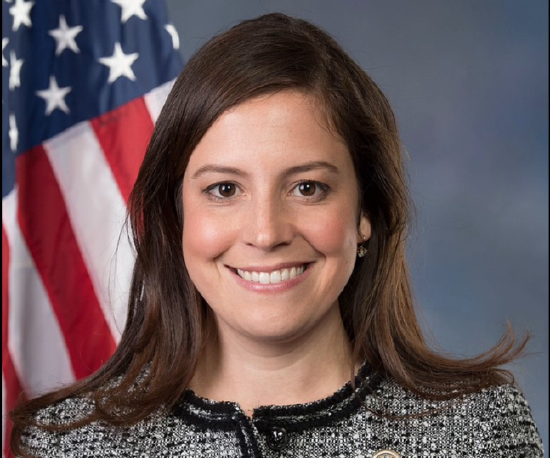 特朗普忠实盟友埃莉斯·斯特凡尼克退出纽约州长竞选 并将彻底告别政坛  第1张