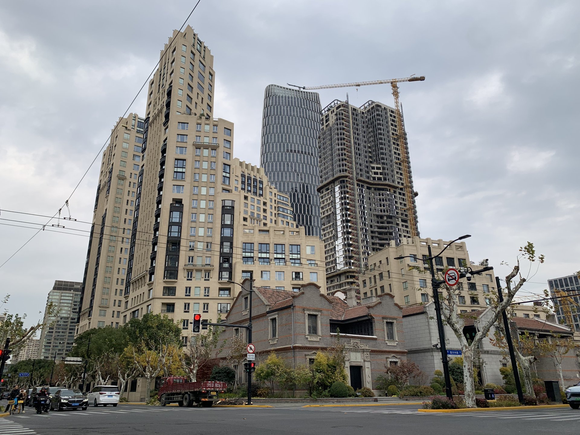 上海今年卖豪宅已揽金超千亿元，一线城市核心资产受关注度飙升  第1张