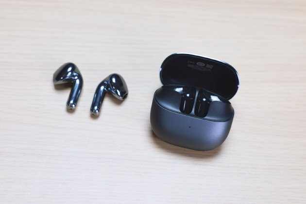 小米 Buds 6 首发上手：半入耳旗舰的‘听感’与‘智慧’进化  第5张