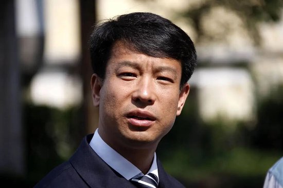 方威：炒股爆赚超2亿  第3张