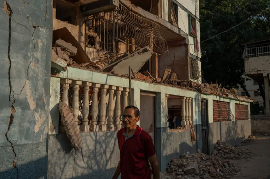 特朗普的委内瑞拉行动 恐酿“让美国再次伟大”运动新裂痕  第2张