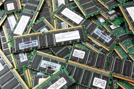 1盒内存条堪比上海1套房？存储芯片又要涨价了  第1张