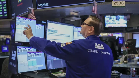 开盘：美股周三低开 市场聚焦银行财报  第1张