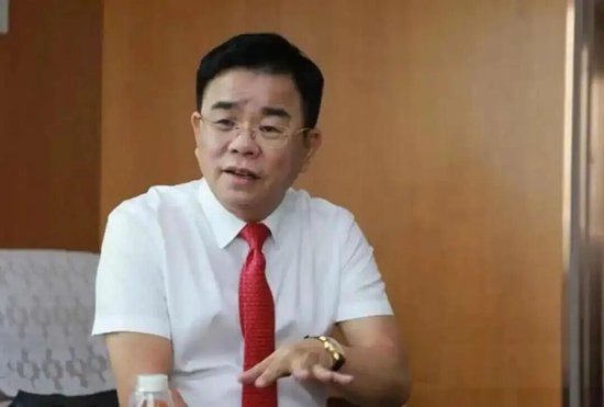 910亿汕尾首富的资本魔术：左手分红、理财、减持，右手借款、港股募资  第2张