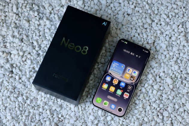 真我 Neo8 图评：2000元档电竞旗舰，越级配置无短板  第1张