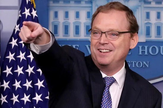 特朗普谈哈塞特“落选”美联储主席：不愿放走他  第1张