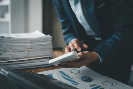 三峡人寿再迎股权变局：新华联控股所持2亿股将拍卖，国资化险后“赶考”扭亏  第1张