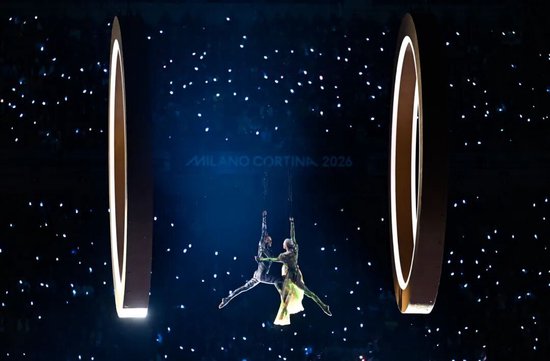 新华社出图丨这次是米兰冬奥会开幕式！每一张都是屏保  第11张