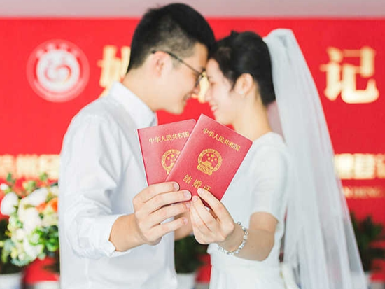 一号难求！多地214结婚登记约满  第1张