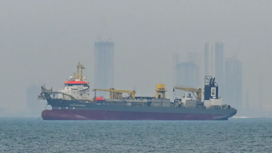 储油能力迅速耗尽 中东产油国面临减产倒计时  第1张