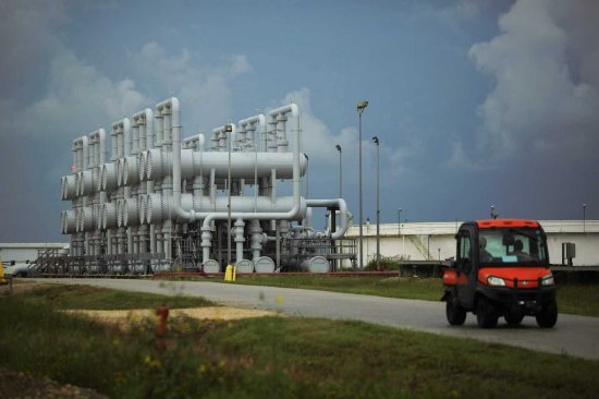 动用战略储备油就能缓解油市冲击吗？特朗普政府为何犹豫不决  第2张