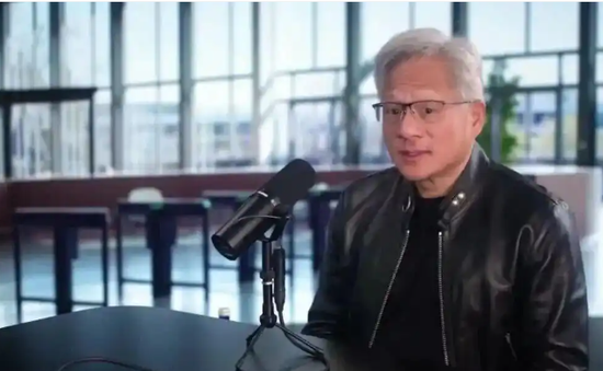 黄仁勋：希望在工作中突然离世，英伟达市值“极有可能”达到10万亿美元  第1张