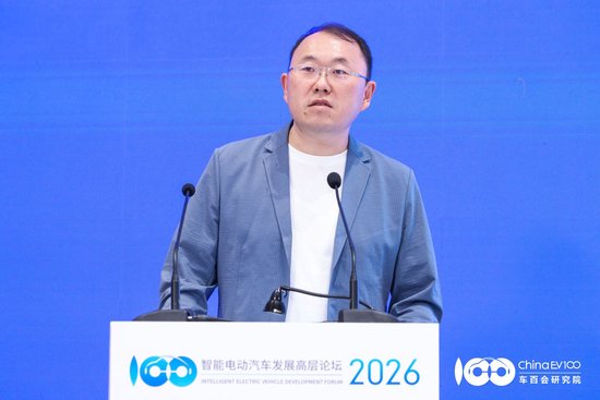 理想汽车智能工业副总裁王巍：正致力于制造“硅基专家”  第1张