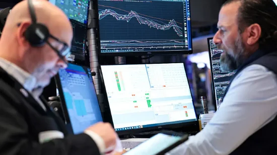 尾盘：美股尾盘走高 市场押注特朗普将达成和平协议  第1张