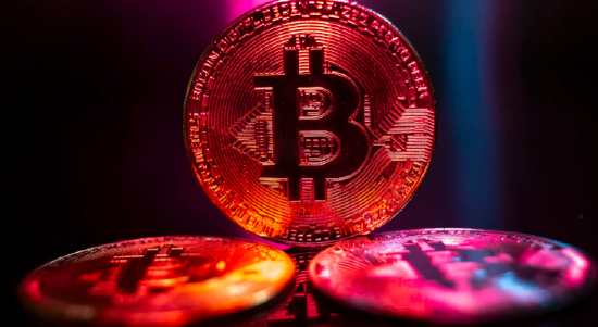 比特币升至两个月高点 中东局势缓和提振风险偏好  第1张